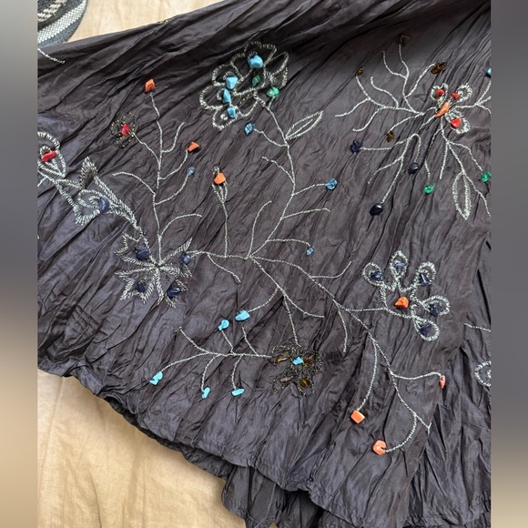 Chicos NWT Embroidered embellished silk chocolate Brown midi  Skirt - Picture 10 of 11